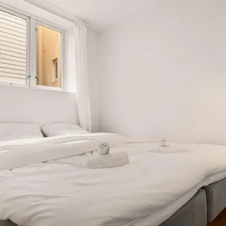 Dinbnb I Cozy Vibe In Idyllic Surroundings Appartement Bergen