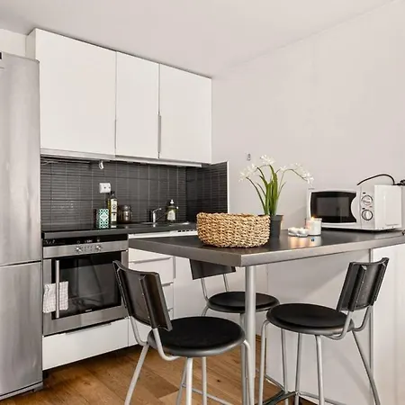 Dinbnb I Cozy Vibe In Idyllic Surroundings Bergen